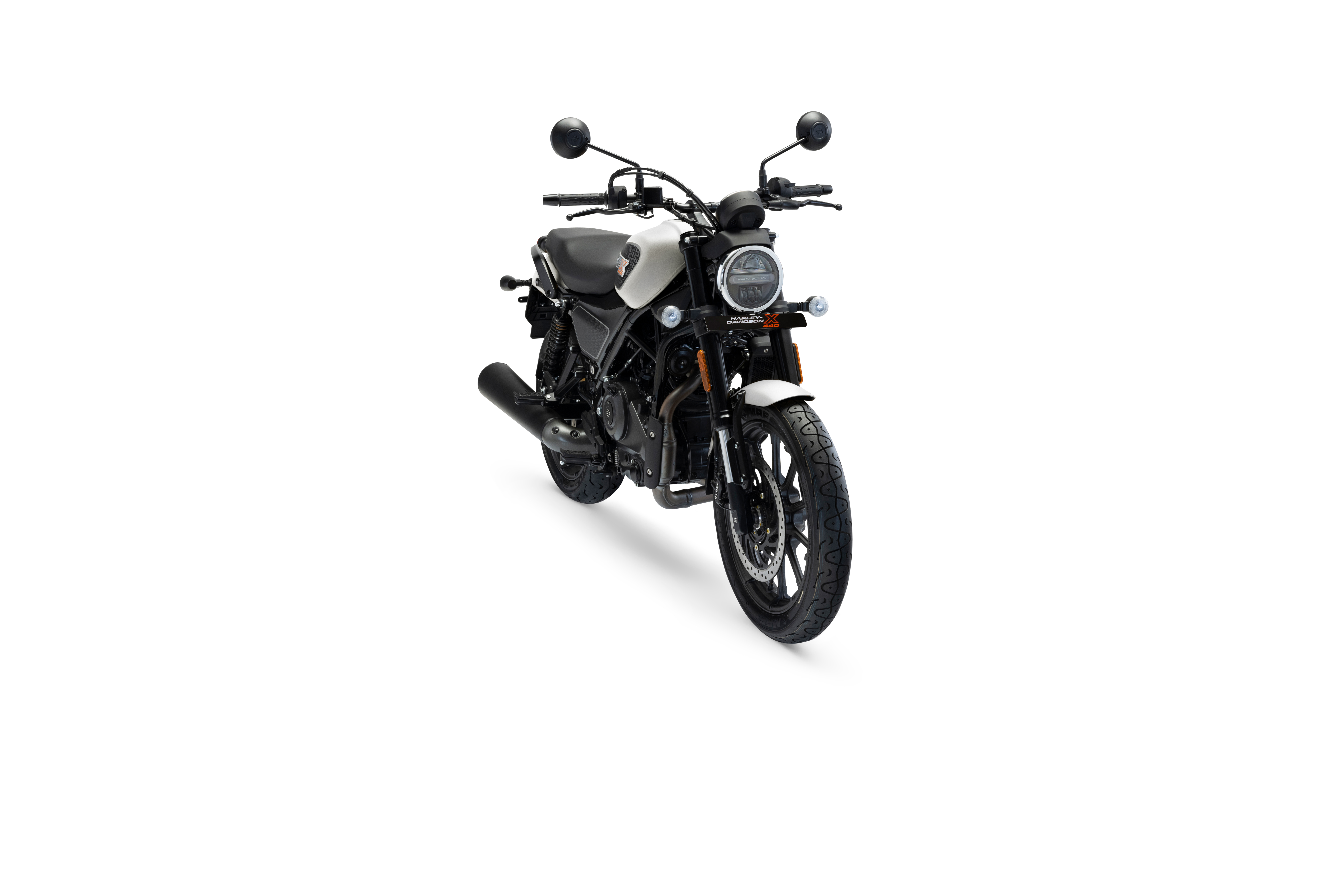 vivid-goldfish-silver-bike-image